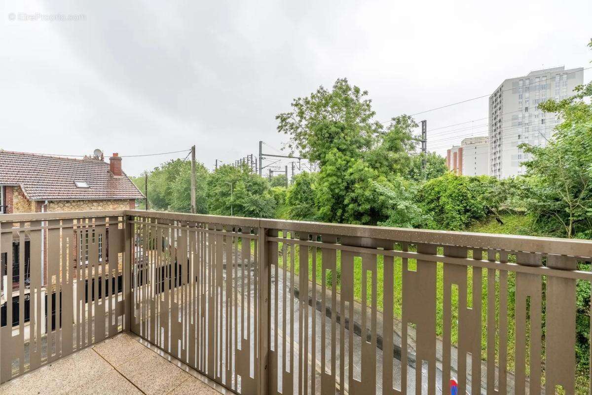 Appartement à SAINT-OUEN-L'AUMONE
