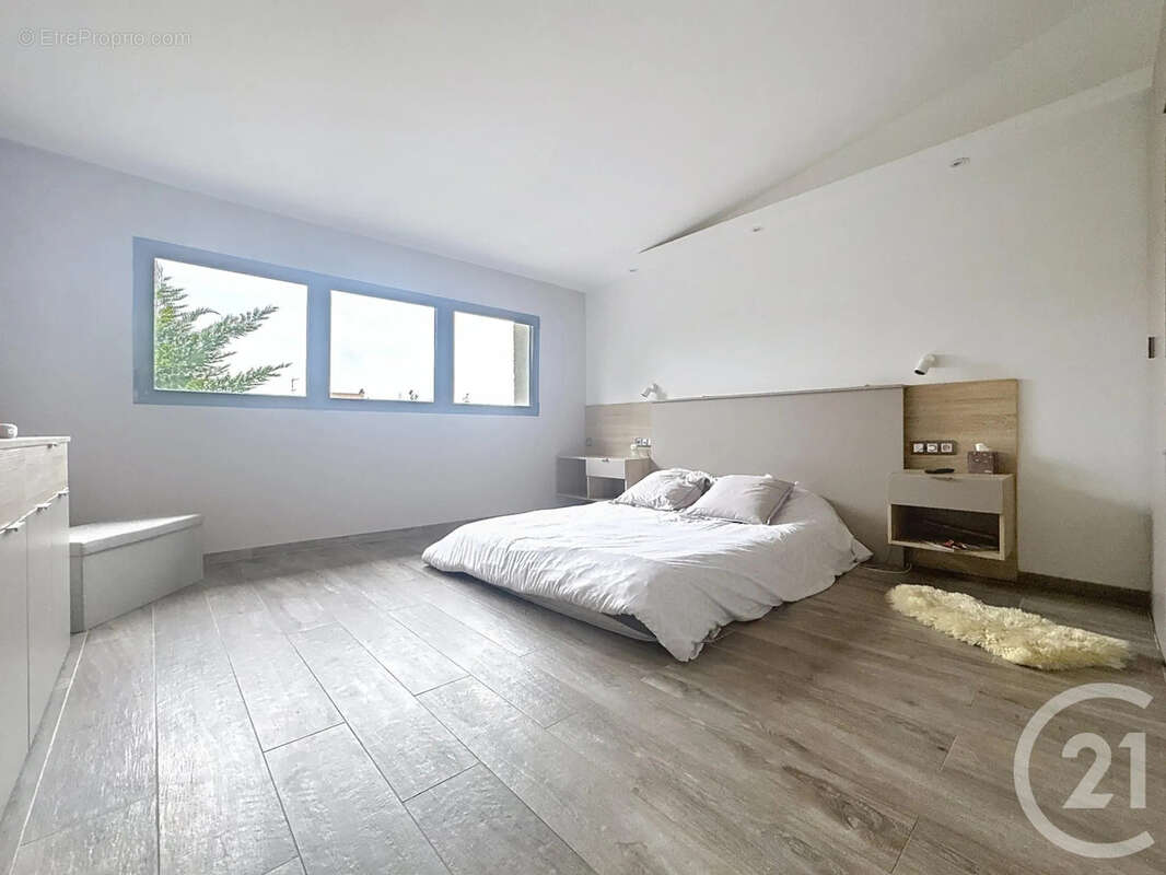 Maison à ROSNY-SOUS-BOIS