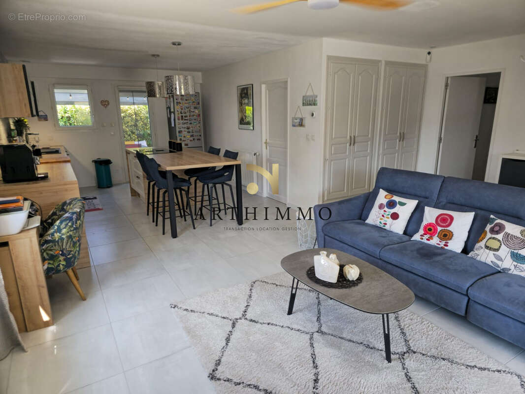 Maison 105 m² à Romans-Sur-Isere  - photo 8