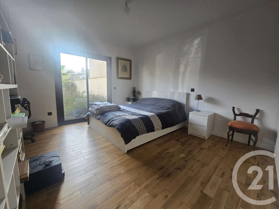 Appartement à MAISONS-ALFORT