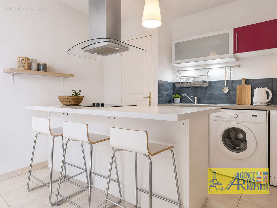 Appartement à VALLAURIS