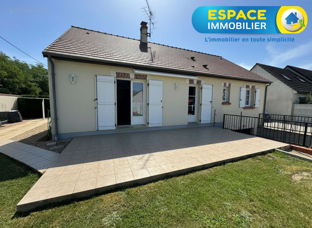 Maison à CHATEAUNEUF-SUR-LOIRE