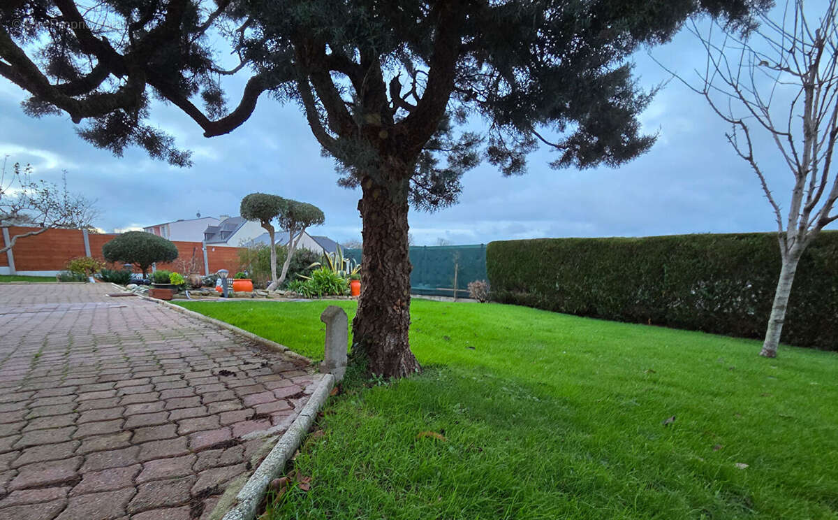 Maison à SAINT-RENAN