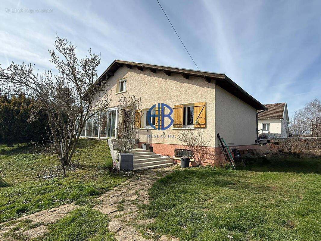 Maison à PAJAY