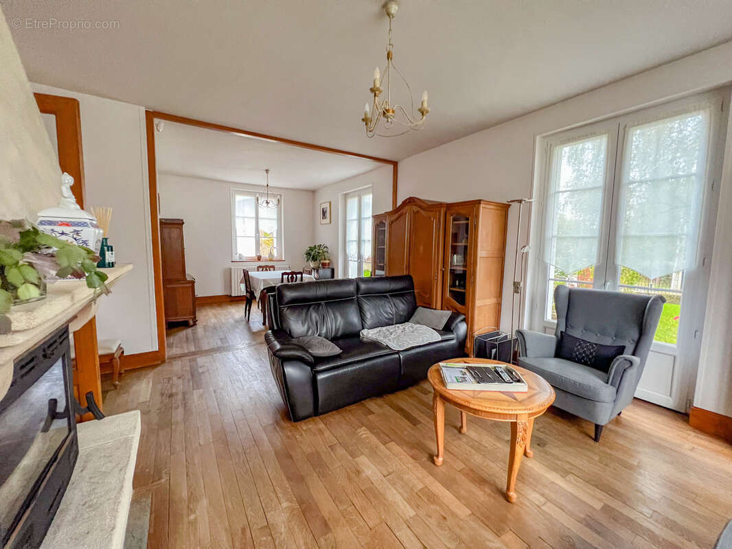 Maison à VIMOUTIERS