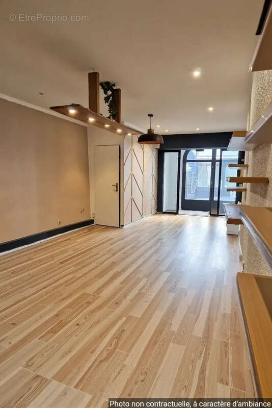 Commerce à AIX-LES-BAINS