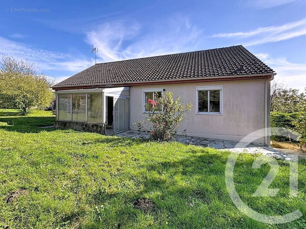 Maison à MONTCEAUX-LES-PROVINS