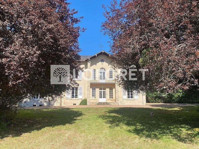 Maison à LIMANTON