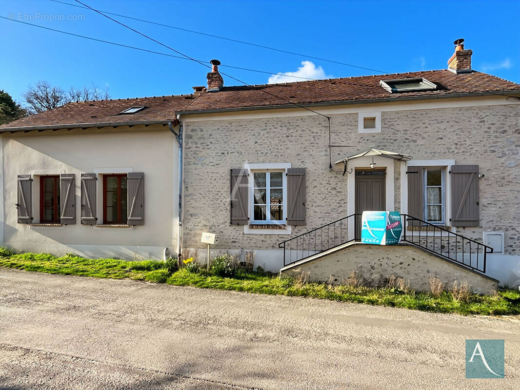 Maison à GUILLERVAL