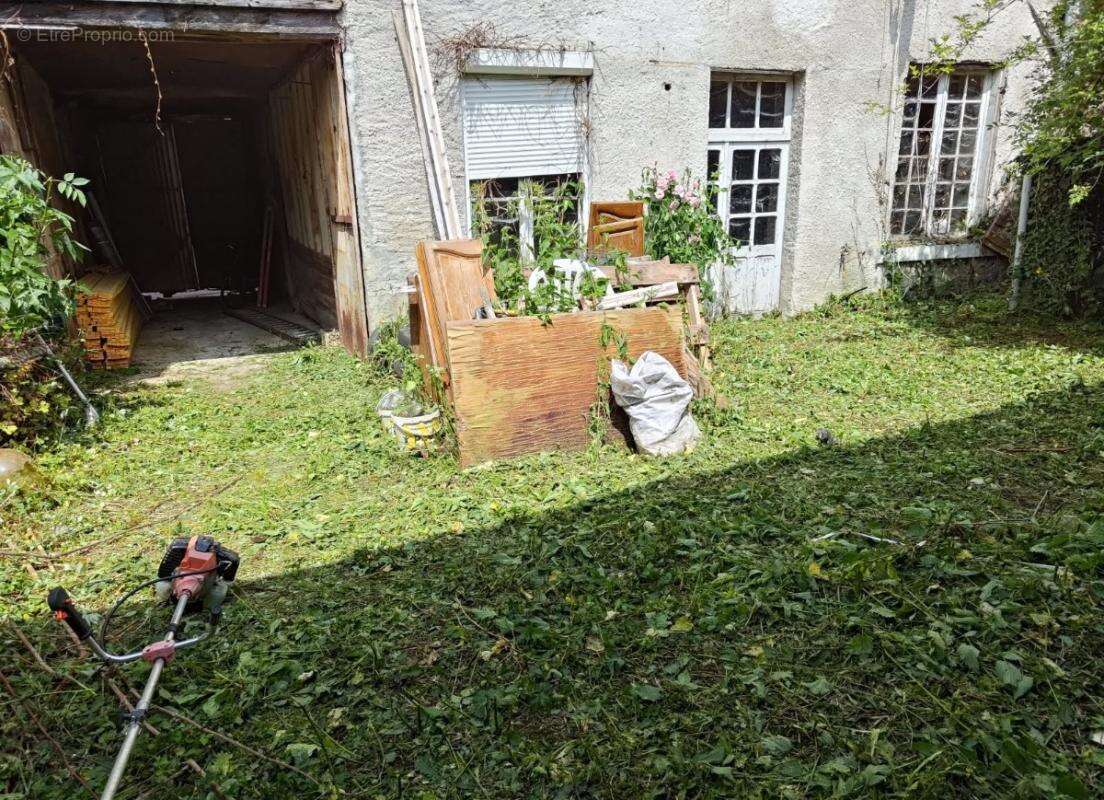 Maison à LUBERSAC