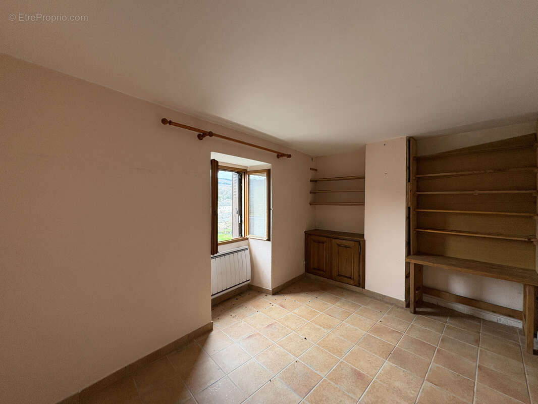 Maison à BERTHOLENE