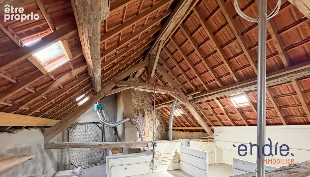Longère type F4 avec garage et terrain de 2200m²! - photo 10