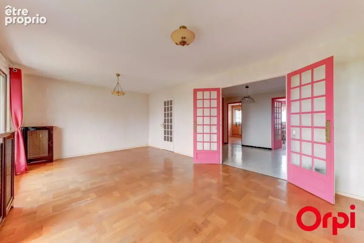 T3 de 96,63 m² - Vue dégagée - photo 3