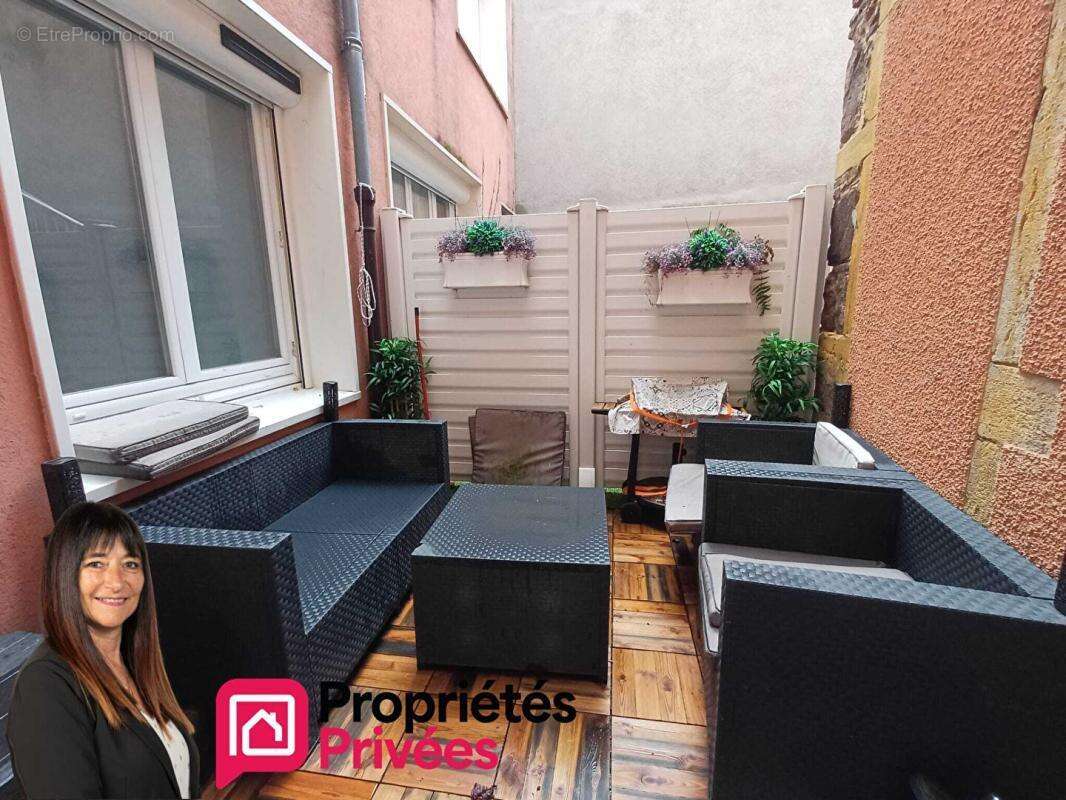 Appartement à LE COTEAU