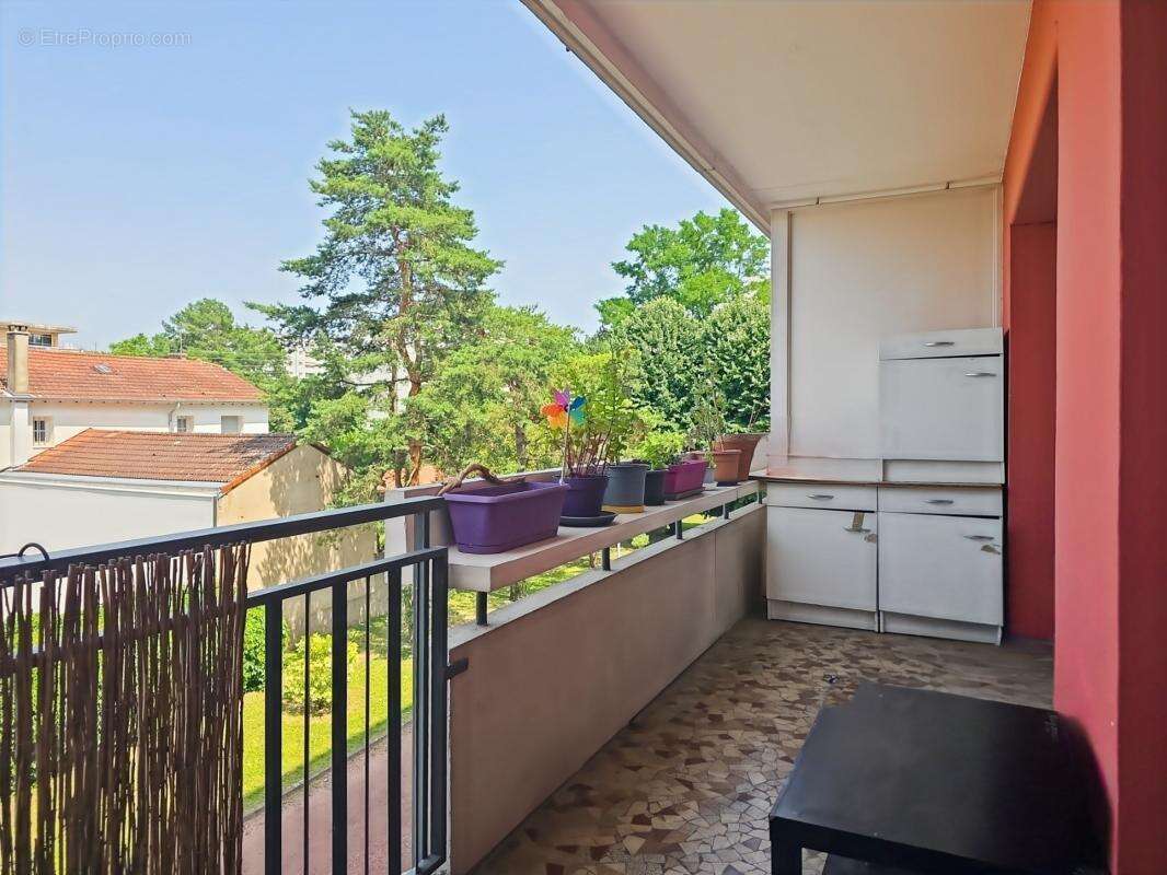 Appartement à CALUIRE-ET-CUIRE