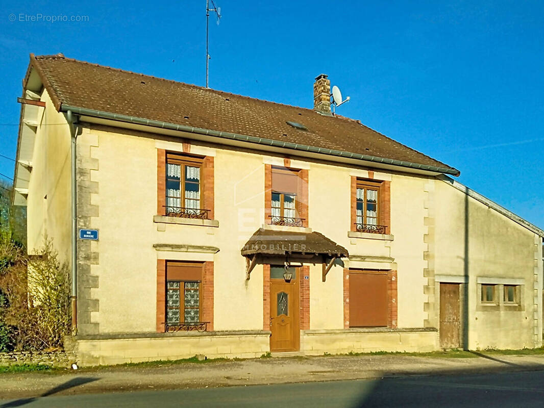 Maison à AUBREVILLE
