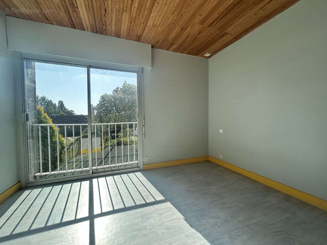 Maison à BRIE-SOUS-ARCHIAC