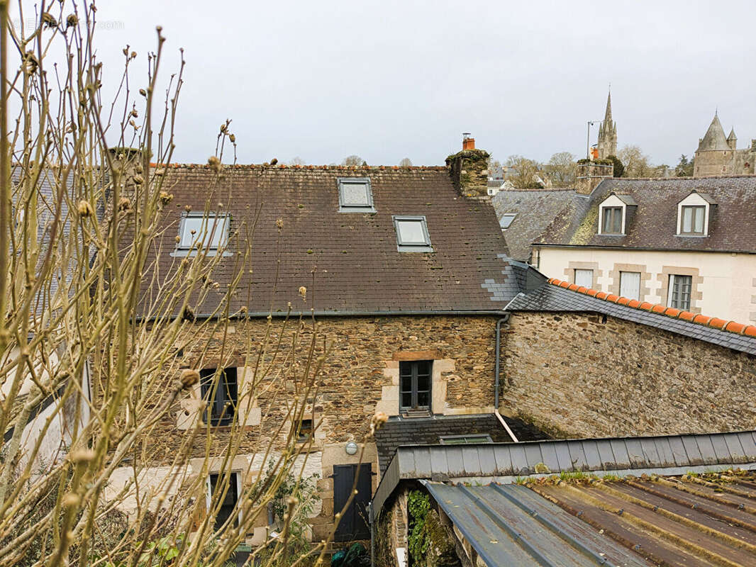 Maison à JOSSELIN