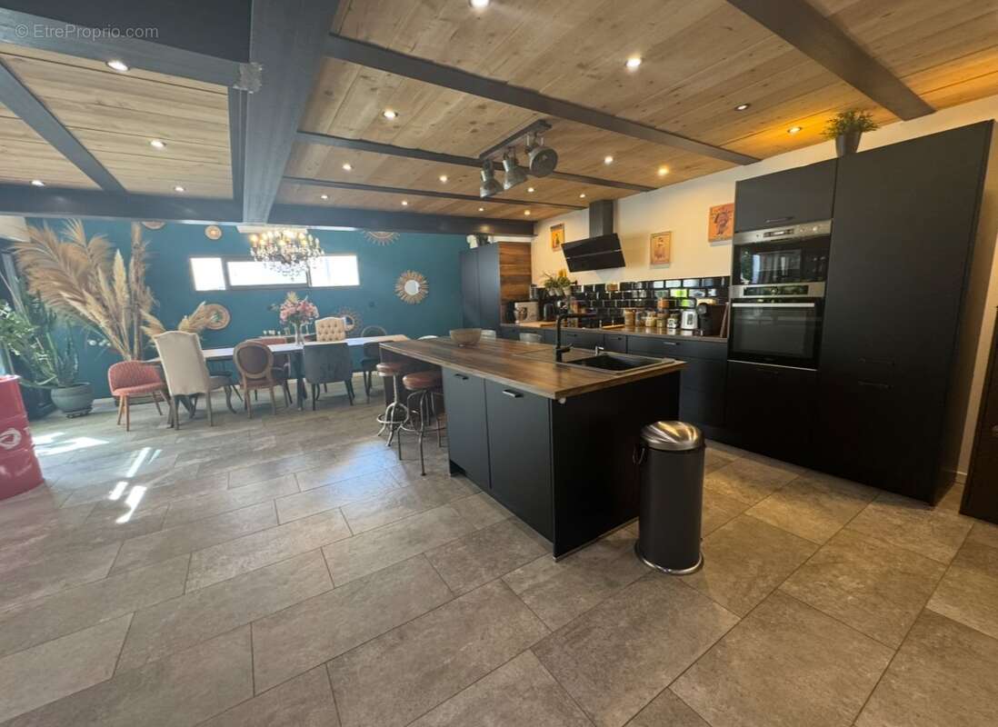 Appartement à CHATEAURENARD