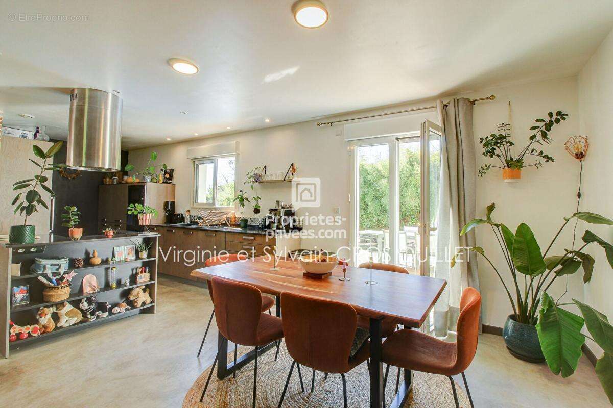 Maison à MONTASTRUC-LA-CONSEILLERE