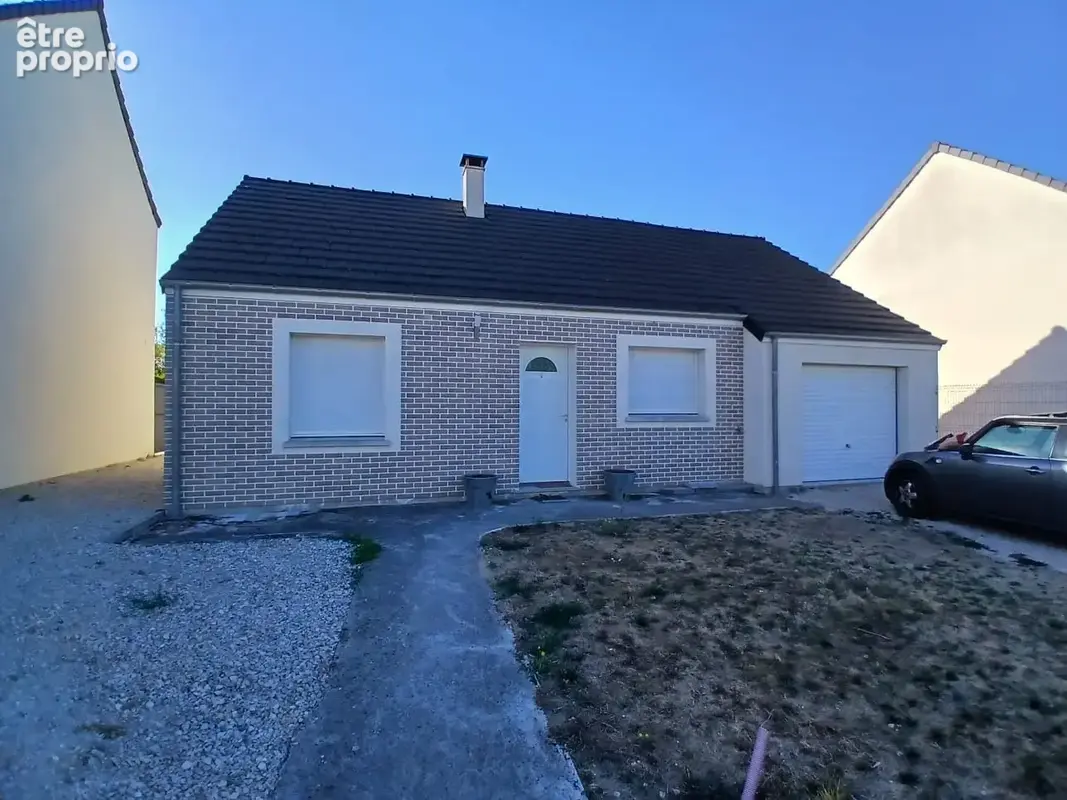 Photo Maison à Saint-Jean-De-La-Ruelle au prix de 241 500€