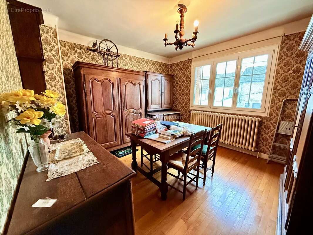 Maison à LIFFOL-LE-GRAND
