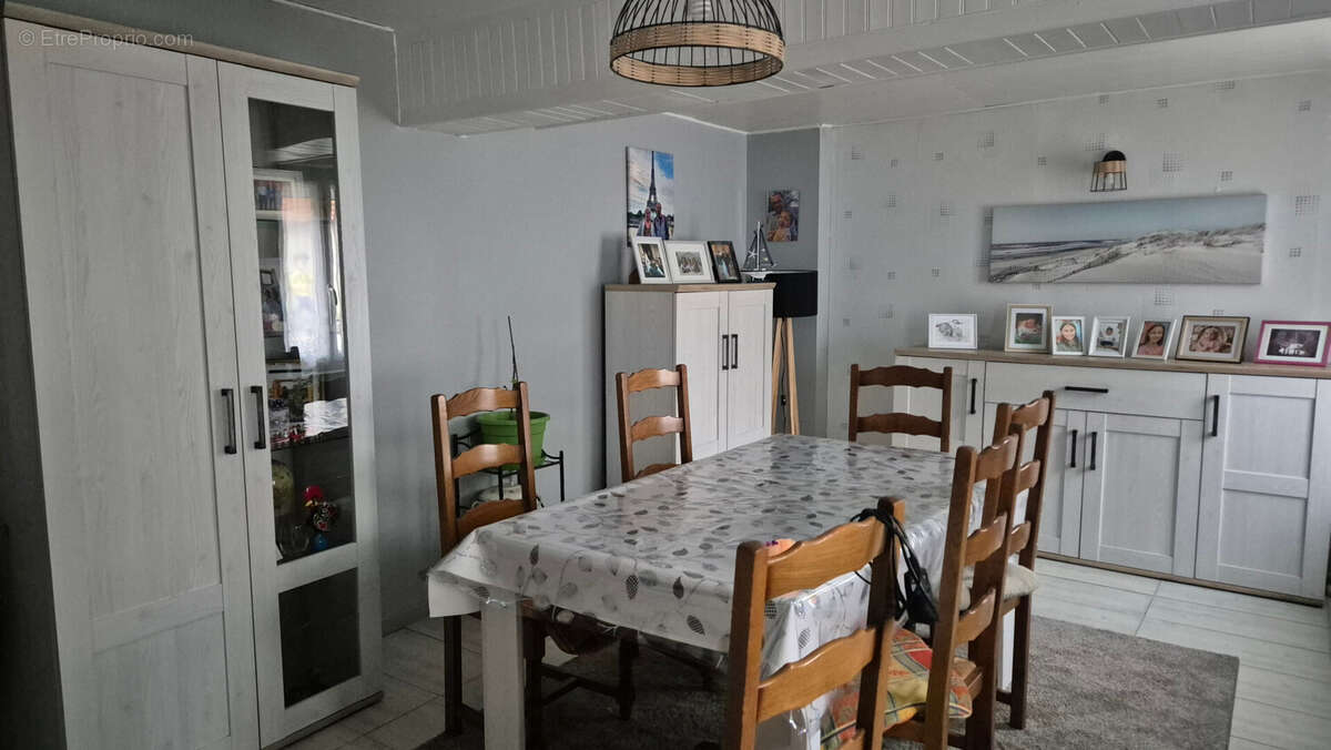 Maison à FRONTENARD