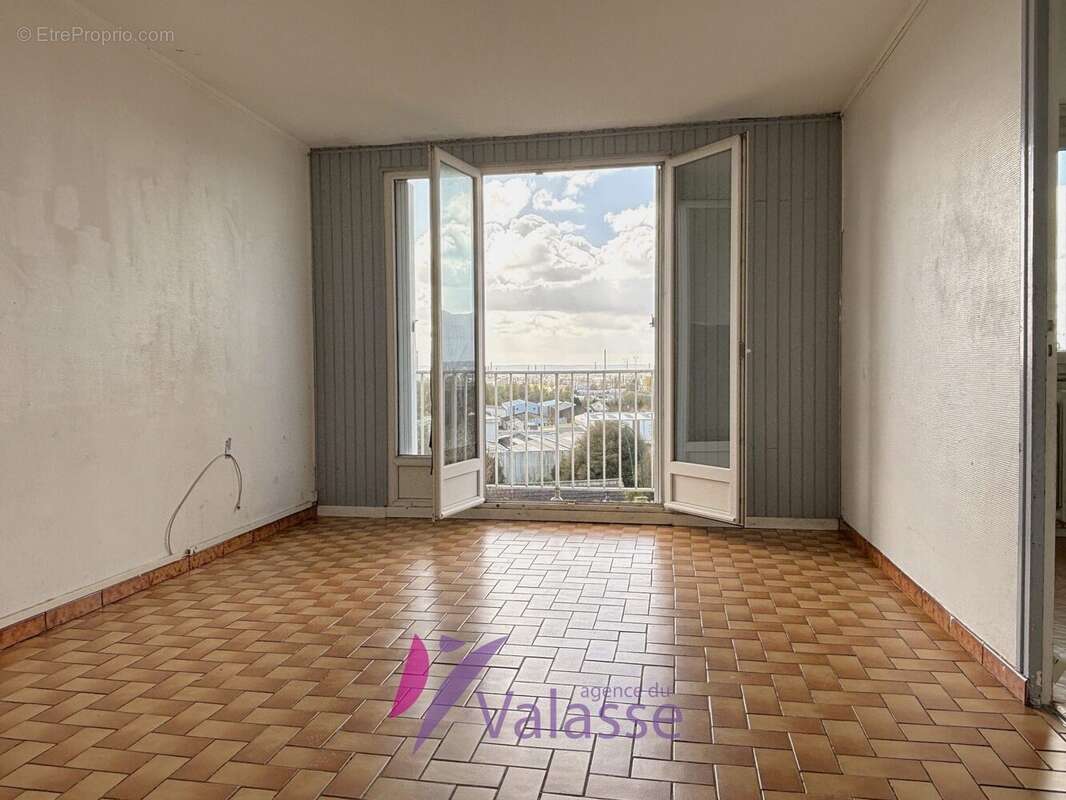 Appartement à SAINT-MAURICE-D'ETELAN