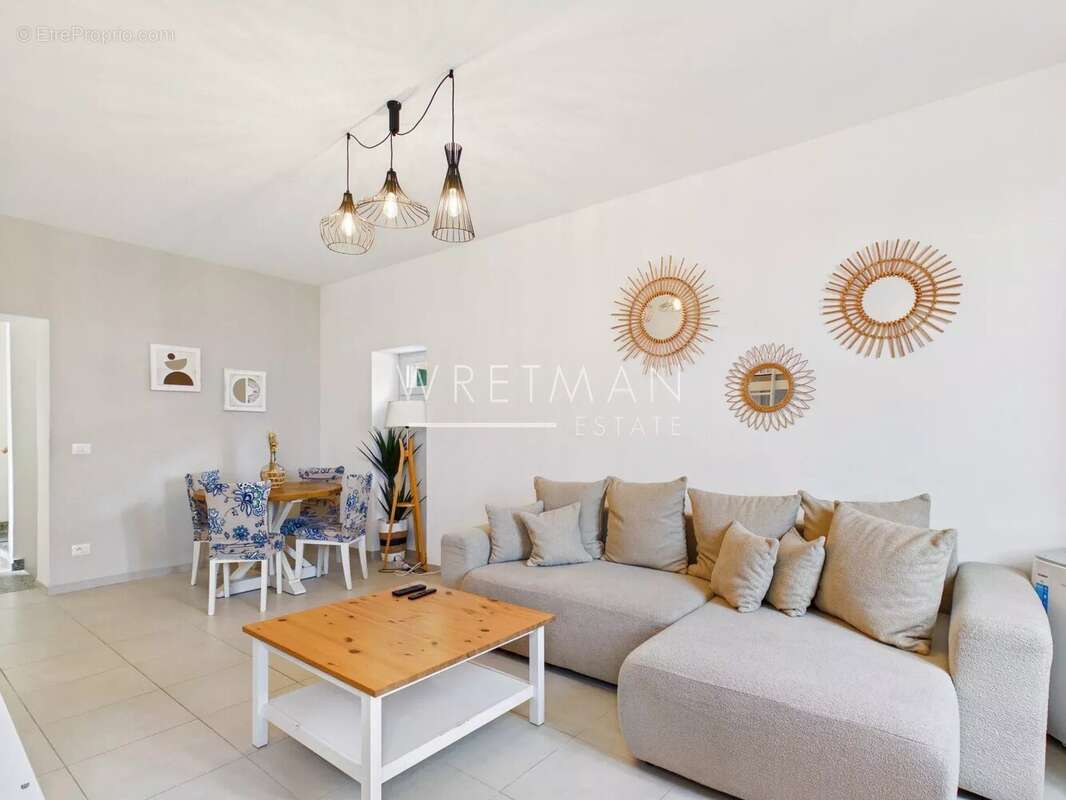Appartement à MENTON