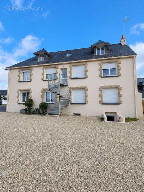 Appartement T2, très lumineux, refait à neuf - RDC de plain-pied - Proximité immédiate arrêt de bus - À 20 min de Lorient / 25 m - photo 13