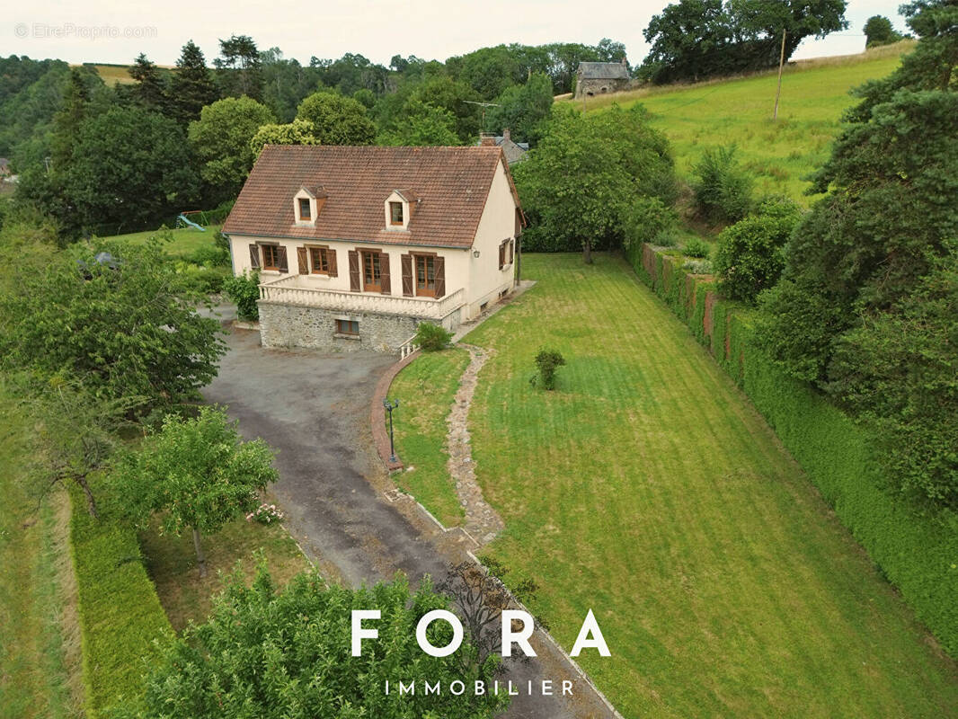 Maison à PONT-D'OUILLY