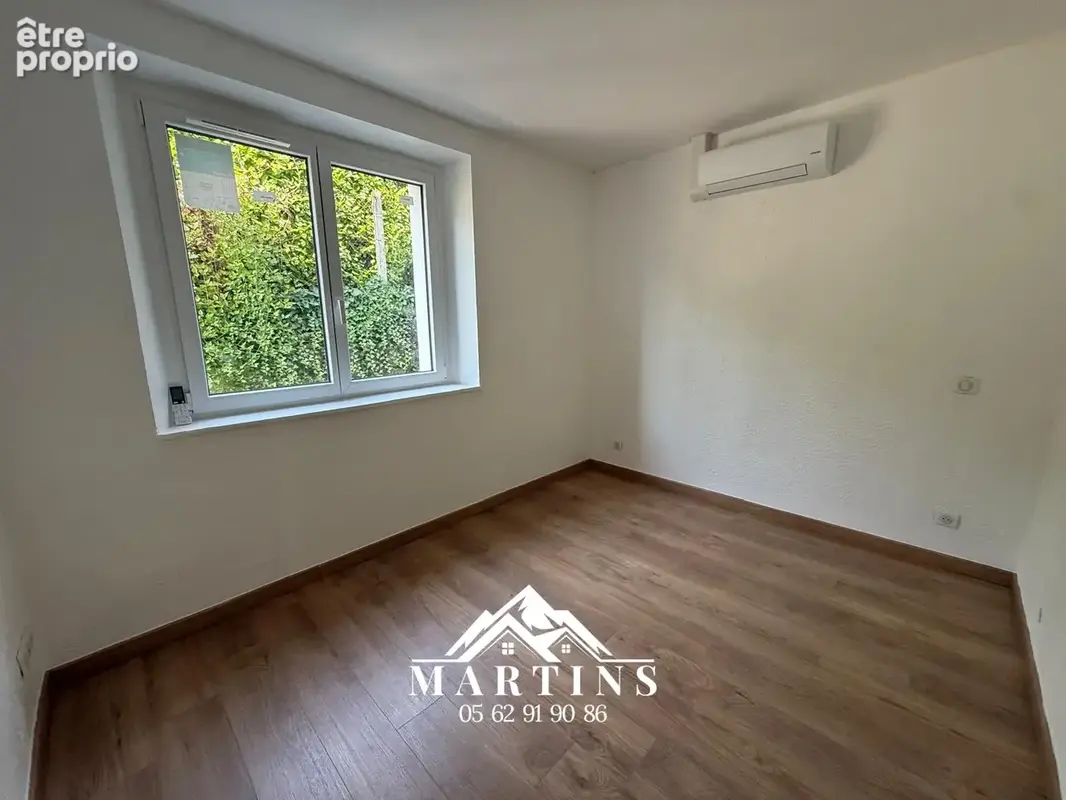 EXCLUSIVITE / ARGELES-GAZOST - Appartement rénové de type 3 avec vue dégagée et jardin privatif de 200m2. - photo 10