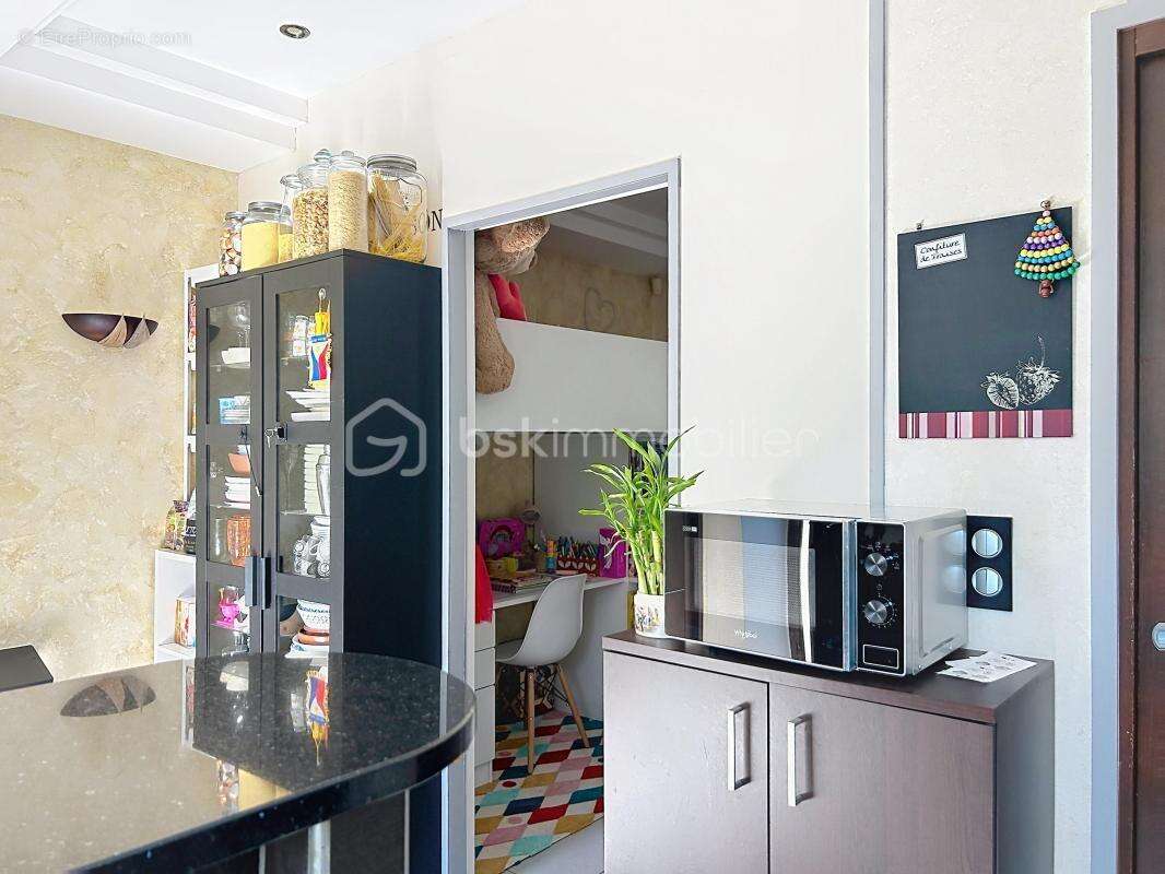 Appartement à CORBEIL-ESSONNES