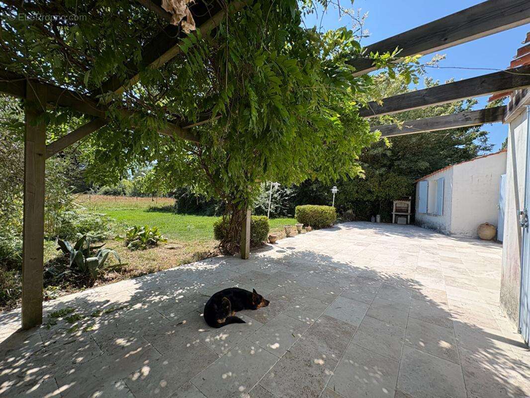 VILLA Saint Laurent De La Pree 120 m2 - photo 3