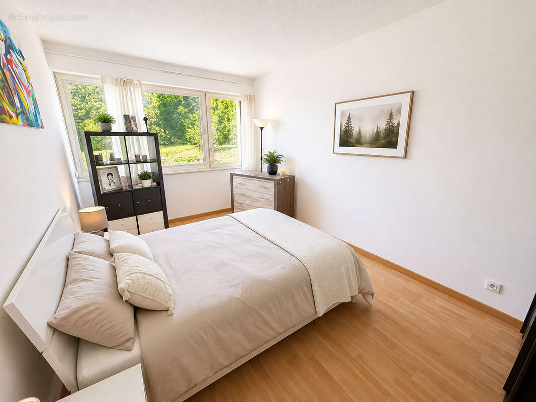 Magnifique appartement 5 pieces de 102 m2 avec parking cave et garage - beau volume - photo 11
