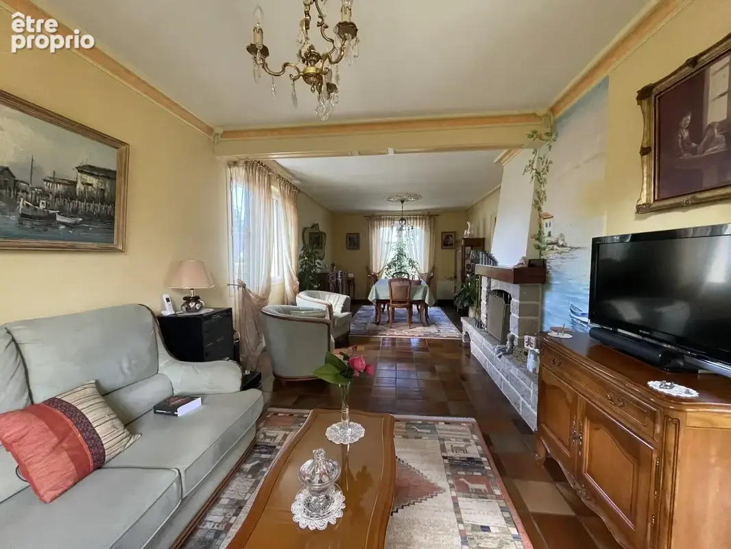 Maison 6 pièces 131 m² à vendre à Mayenne (53100) - photo 6