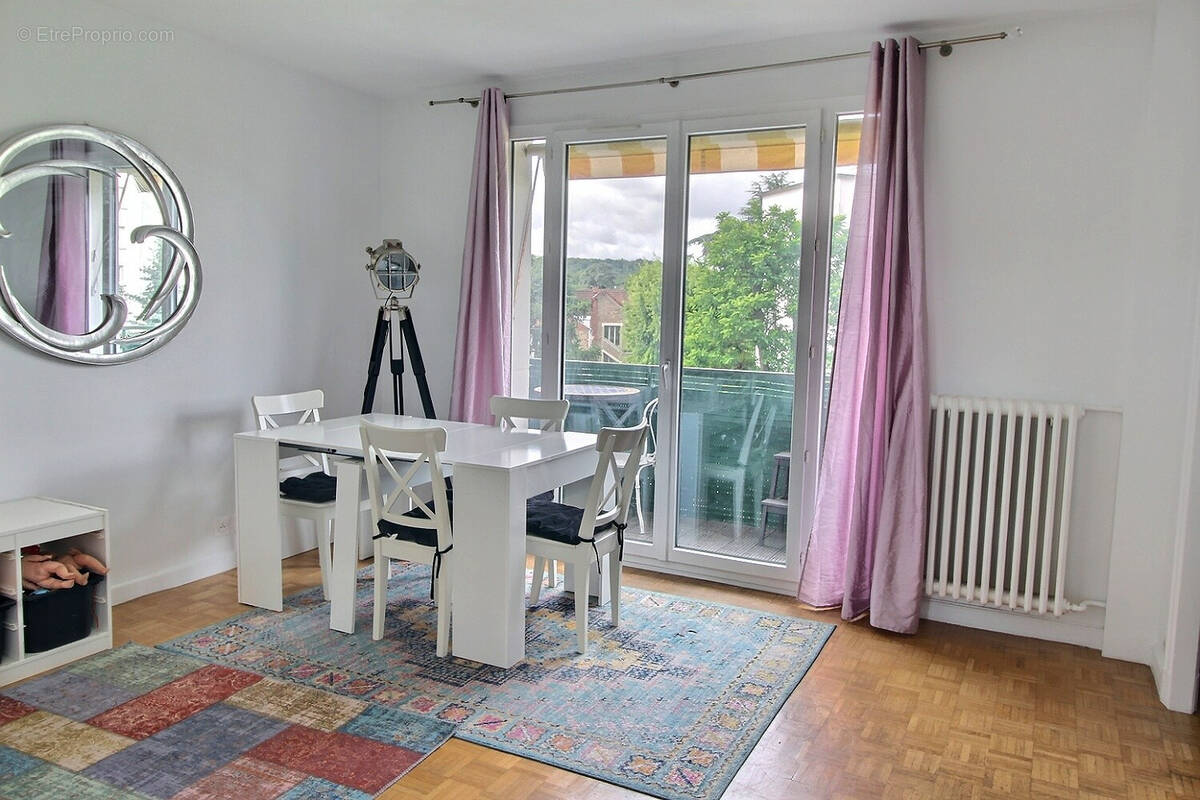 Appartement à GARCHES