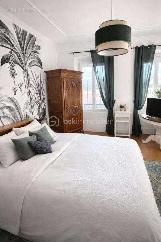 Maison familiale avec jardin, piscine et dépendance – Champigny - photo 7