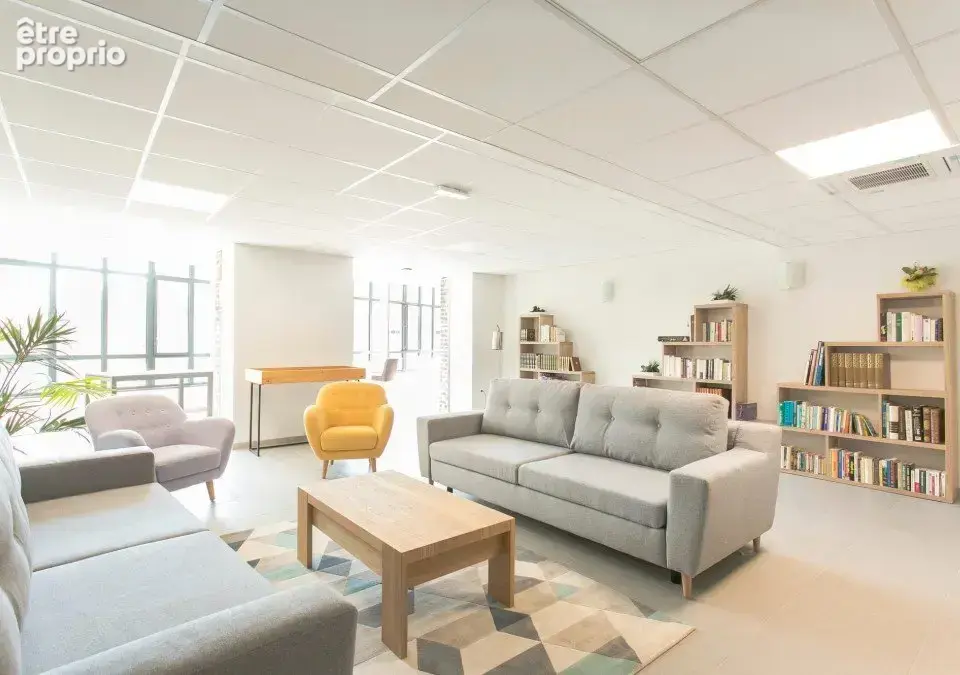 INVESTISSEMENT LOCATIF  TROYES  Résidence Seniors Stella Les Berges de Seine  5,50 % de rentabilité - photo 9