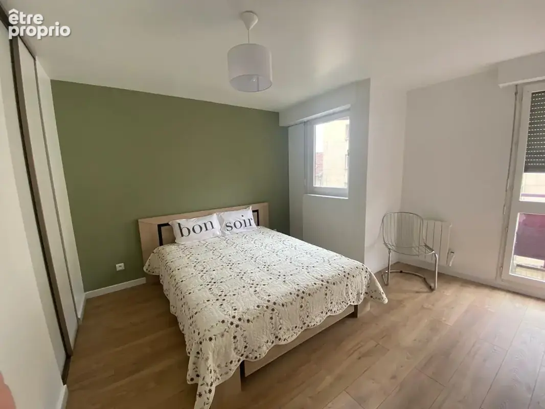 À vendre à Annemasse, Beau T3 meublé à deux pas de la gare et du tramway - photo 4