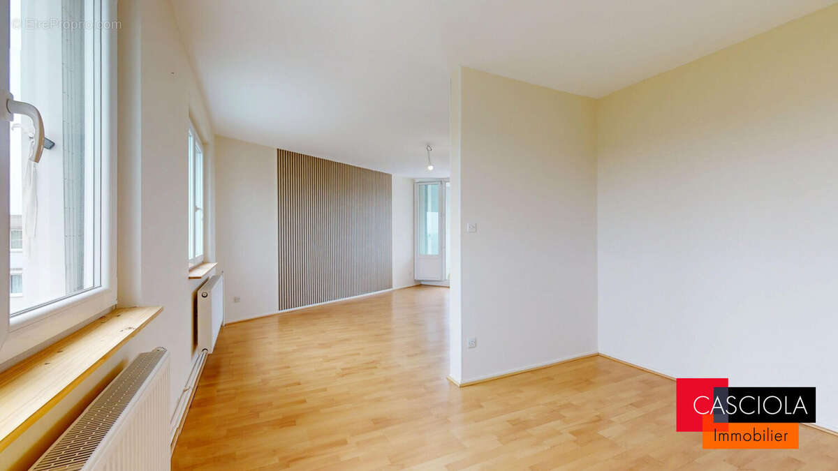 Appartement à MARLY