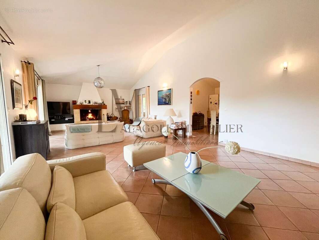 Maison à PORTO-VECCHIO