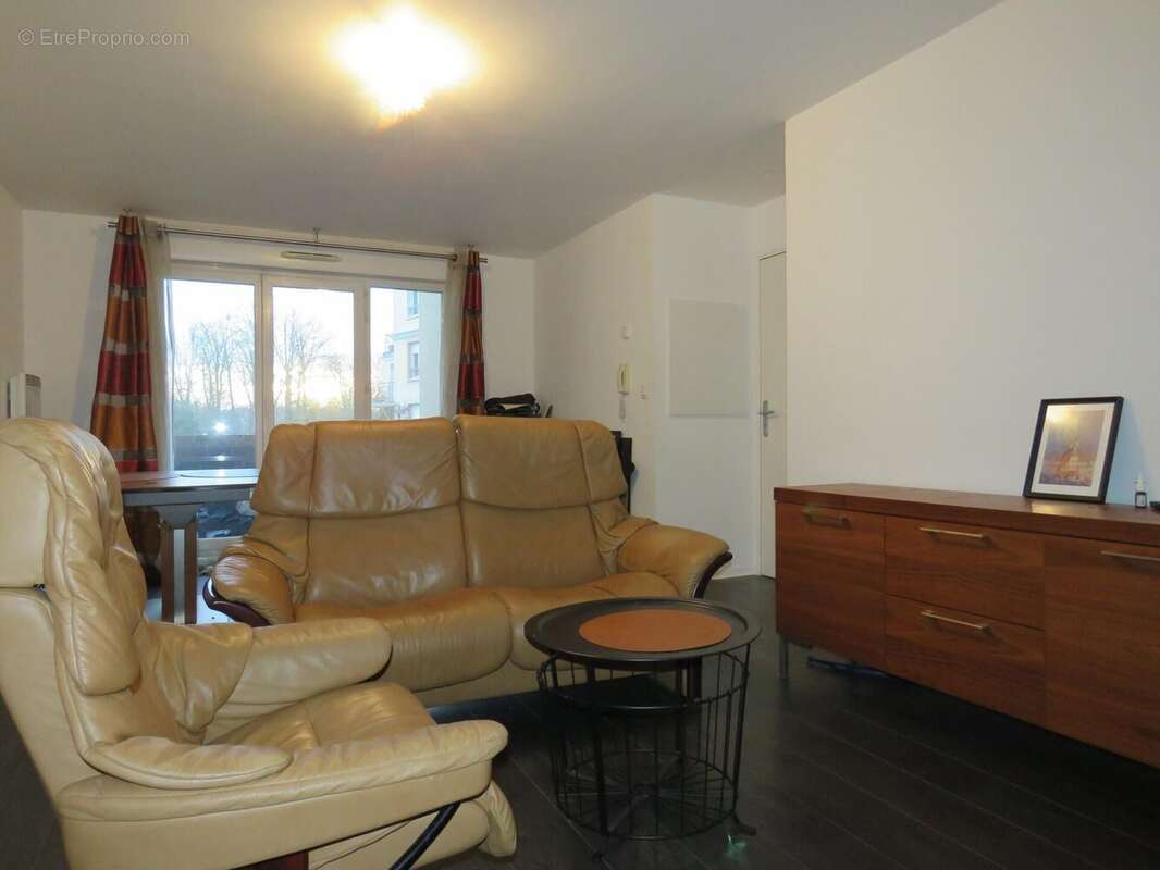 Photo 2 - Appartement à VIGNEUX-SUR-SEINE