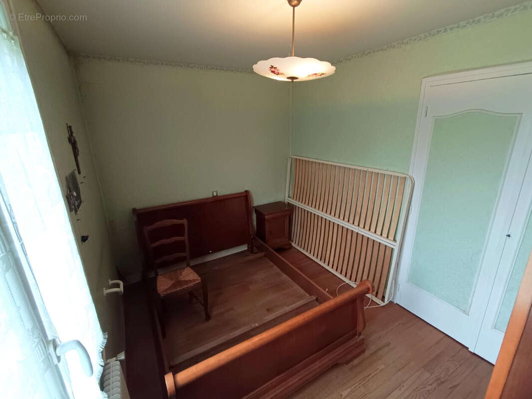 Maison plain pied 2 chambres, garage et jardin - photo 8