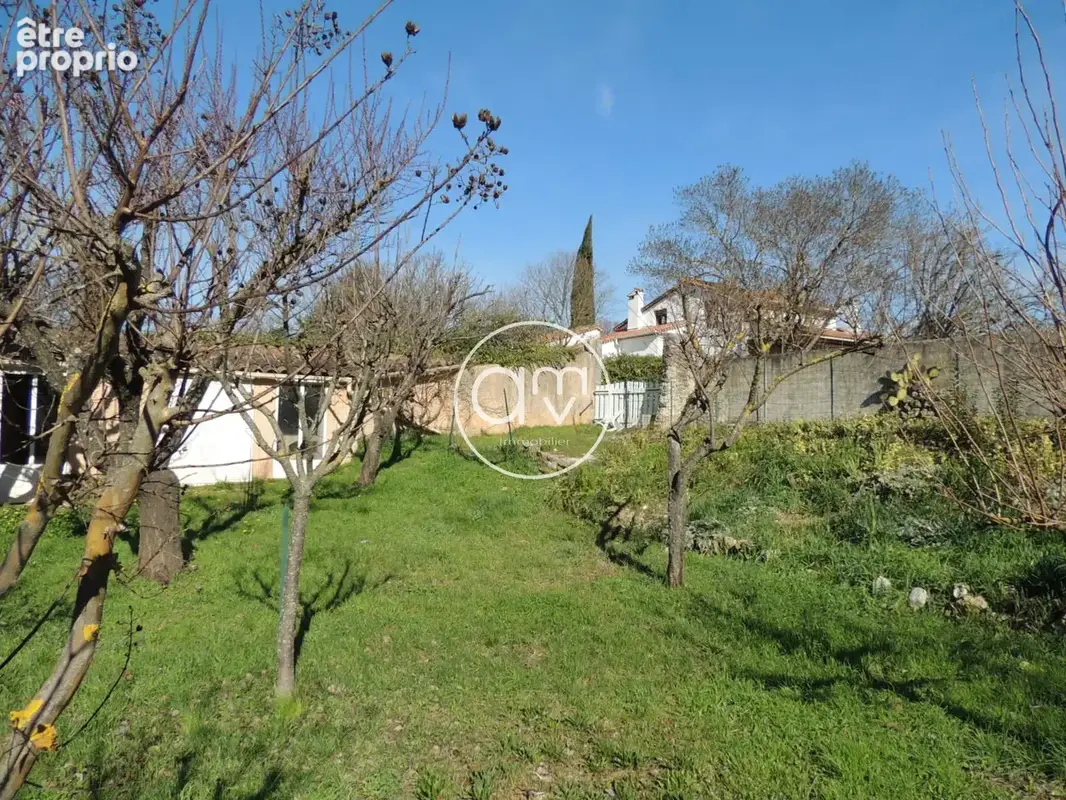 Villa t 5 de plain-pied de 106m2 sur 837m2 de jardin. brignoles - photo 5