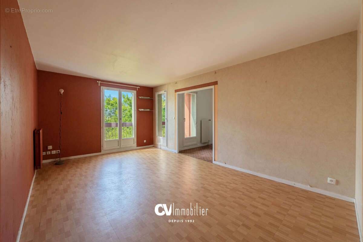 Appartement f3 centre ville évreux dans coproprieté securisée - photo 2