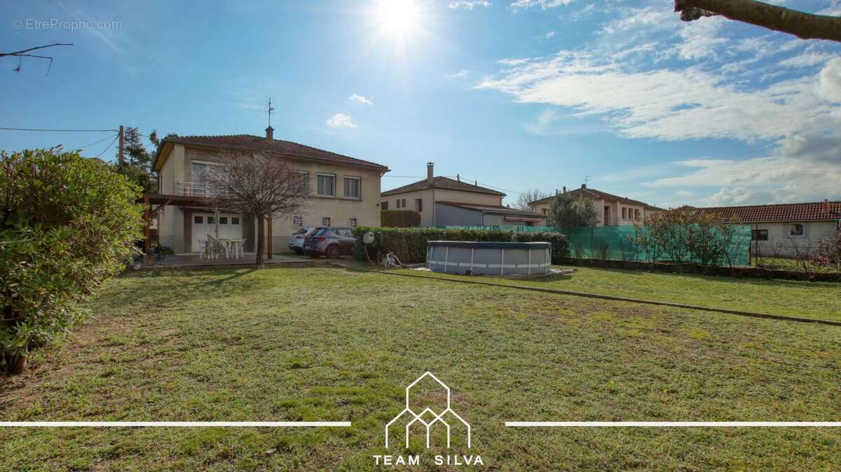 Maison à ROUSSILLON