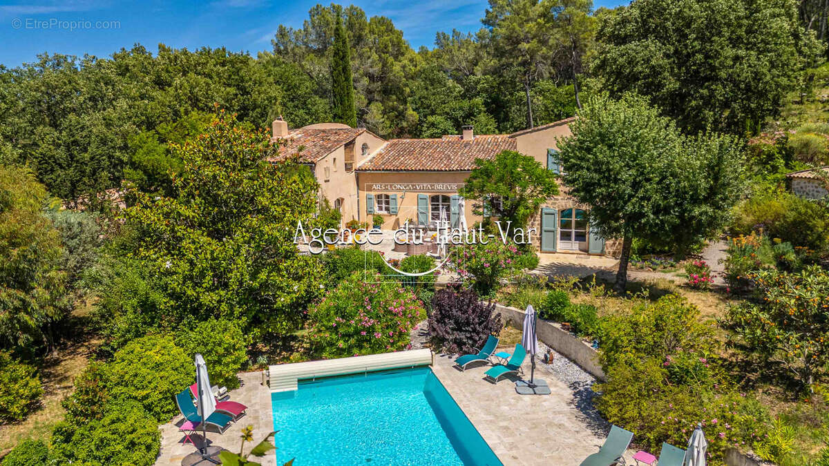 Maison à FIGANIERES