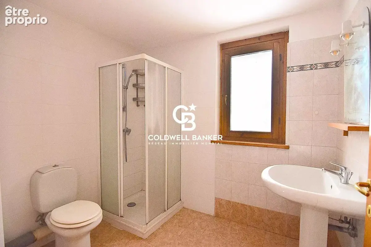 Appartement avec terrasse - 35 m² - Les Houches centre - photo 4