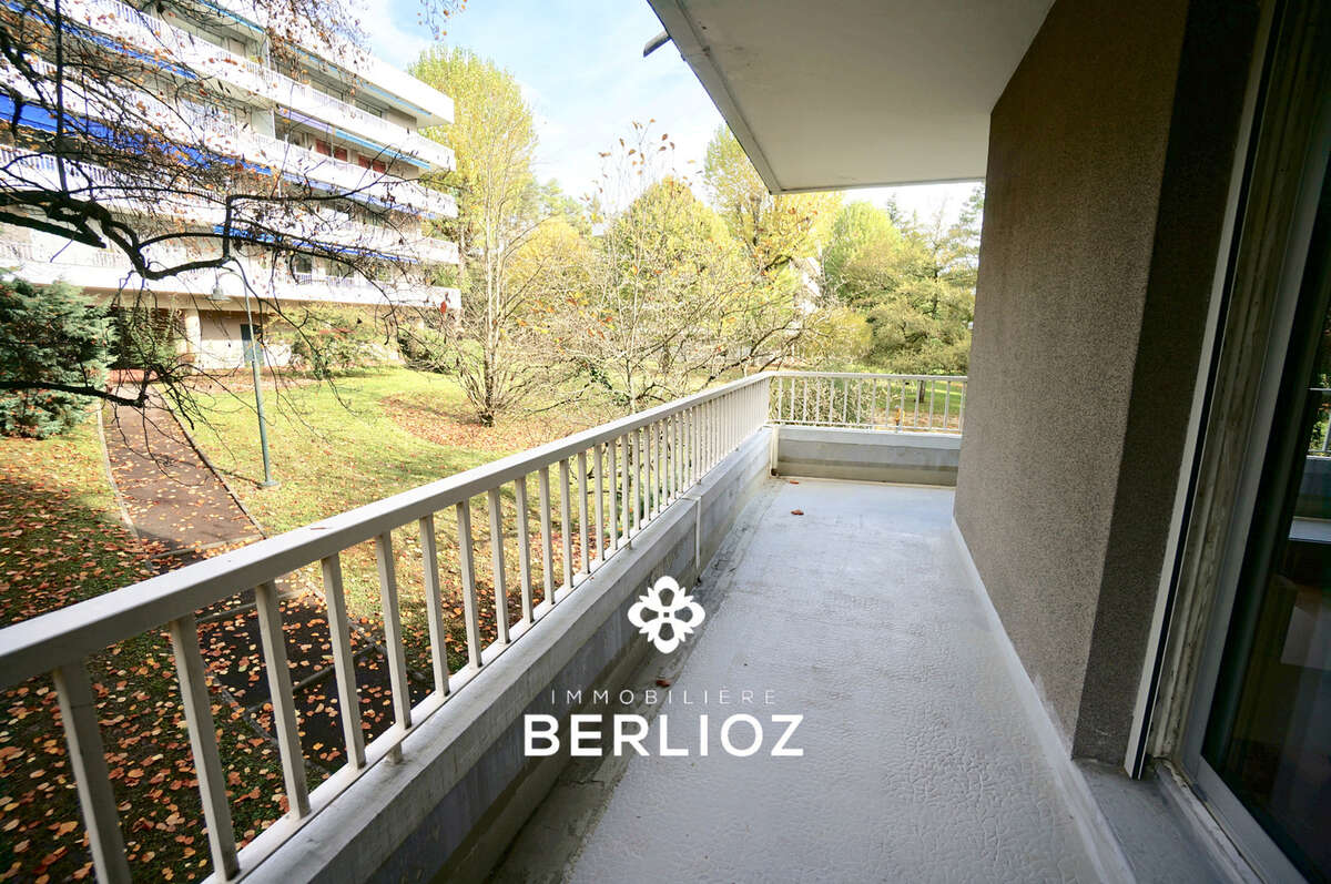 Appartement à MEYLAN